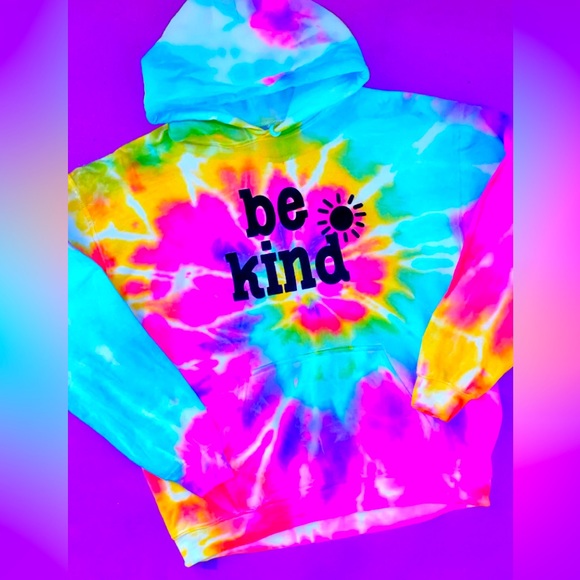 BeKind TyeDie Hoodie NWT 2X - Picture 2 of 2